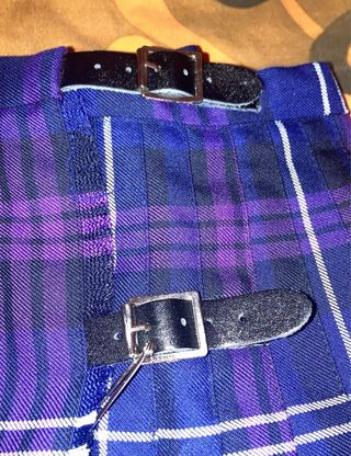 Falda escocesa azul y morada