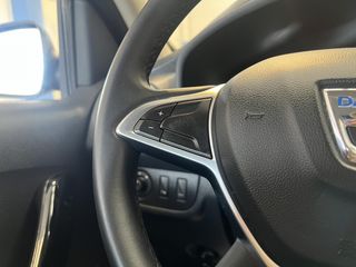 Dacia Sandero Essential 1.0 55kW (75CV)