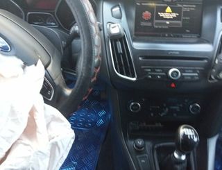 2058686 0281033067 centralita motor uce ford focus