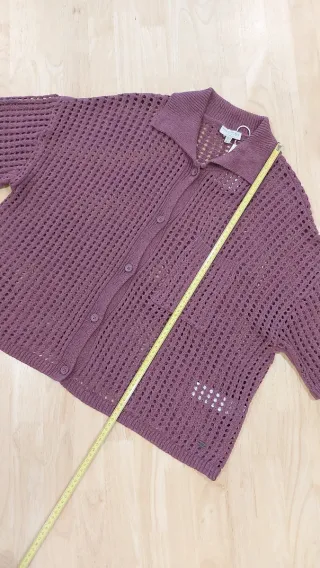 Chaqueta / Cárdigan Oversize Pull&Bear color vino.