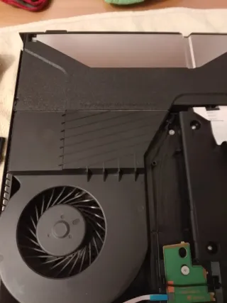 PlayStation 4 FAT CHU-1216A