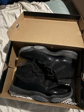 Jordan 11 Negro