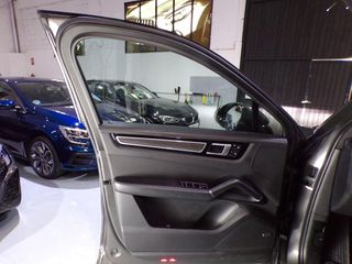 PORSCHE Cayenne Coupé GTS