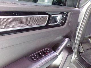 PORSCHE Cayenne Coupé GTS