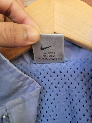 Chaqueta cortavientos Nike azul