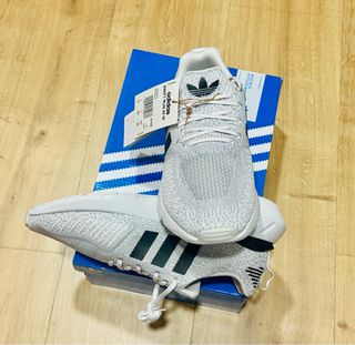 Adidas Swift Run 22 Talla 40 2/3 Gris