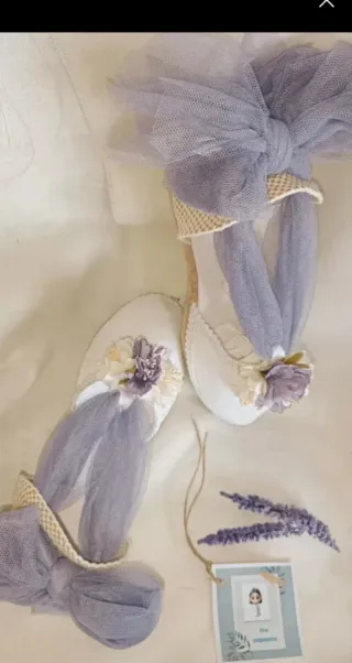 Alpargatas blancas  y malva talla 37