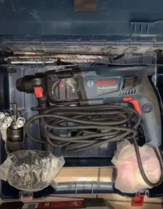 Taladro percutor Bosch Professional