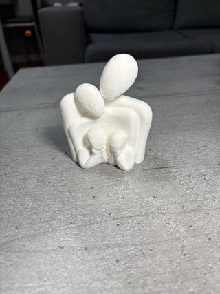 Escultura Família Branca Minimalista