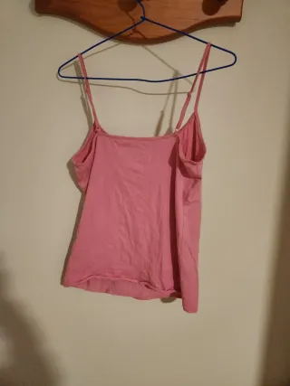 Camiseta rosa tirantes
