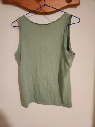 Camiseta verde Primark talla L