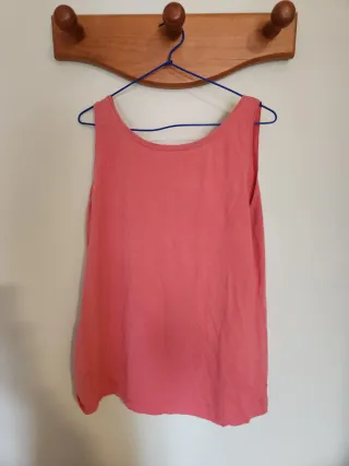 Camiseta sin mangas rosa