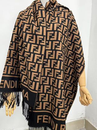 Bufanda Fendi FF Roma