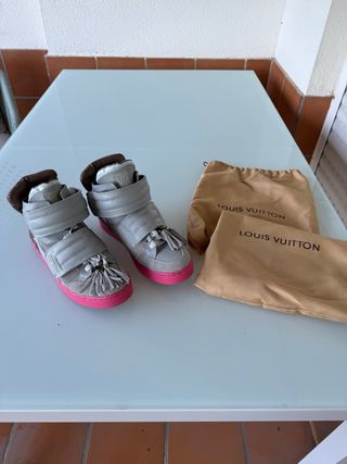 Zapatillas Louis Vuitton Grises y Rosas