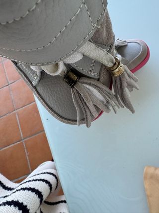 Zapatillas Louis Vuitton Grises y Rosas