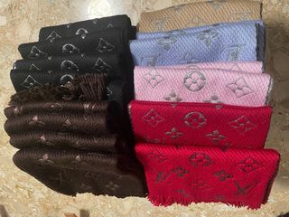 Louis Vuitton Logomania Sciarpa Lana Rossa