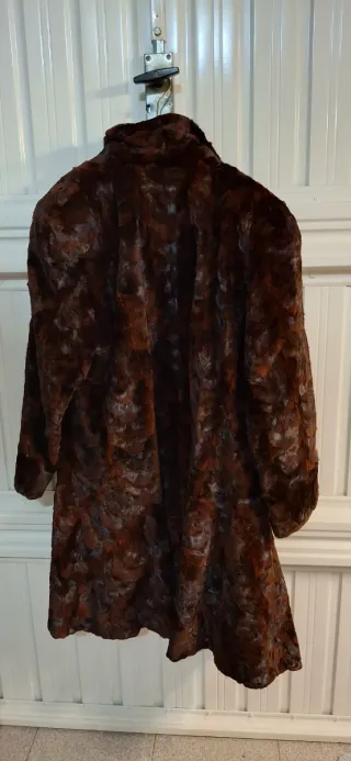 Cappotto in pelliccia naturale marrone