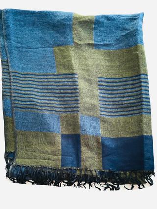 Bufanda de hilo azul y verde a estrenar