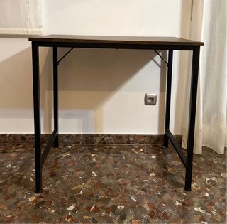 Mesa de ordenador madera y metal