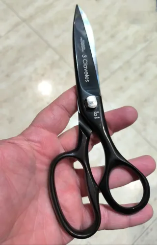 Tijeras 3 Claveles PVD Alto Rendimiento 8