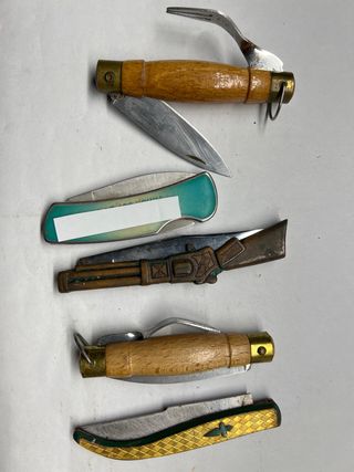 Collezione di coltelli antichi