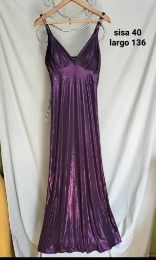 Vestido largo morado talla U