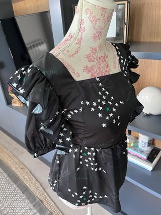 Blusa Chill&Buy manga corta abullonada