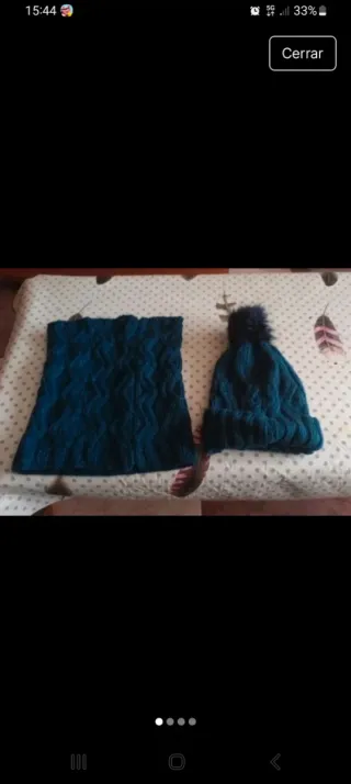 Gorro y bufanda de punto azul