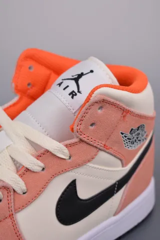 Zapatillas Nike Air Jordan 1 Mid Rosa/Blanco