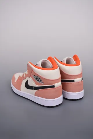 Zapatillas Nike Air Jordan 1 Mid Rosa/Blanco