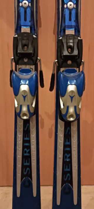 Esquís Atomic +fijaciónes Device 310