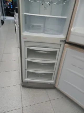 Nevera marca LG 190.m garantía + entrega