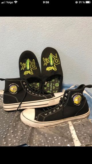 Lote Zapatos y Pantuflas Rick & Morty