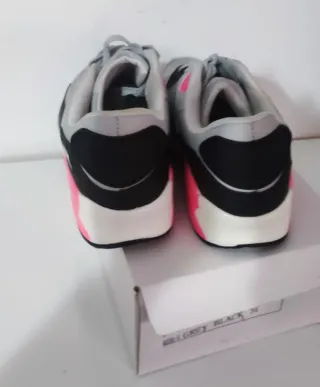 Zapatillas Nike Air Max Talla 34 Niña