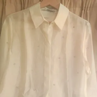 Blusa de lujo con pedrería