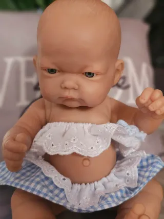 Muñeco bebé Antonio Juan pequeño