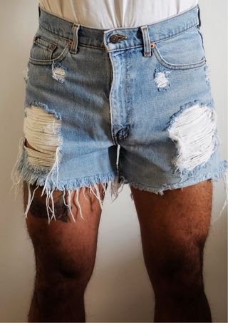Pantalón vaquero hombre desgastado