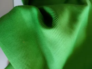 Stoffa verde a coste puro cotone