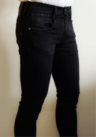 Pantalón vaquero negro