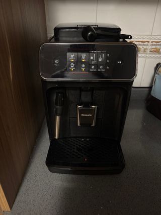 Cafetera Automática Philips Serie 2200