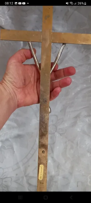 Crocifisso d'epoca dorato in ottone