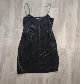 Vestido negro terciopelo tirantes