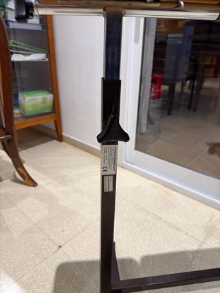 Mesa auxiliar cama con ruedas