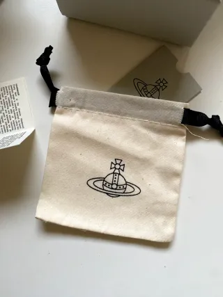 Collar Vivienne Westwood Corazón Dorado y Blanco