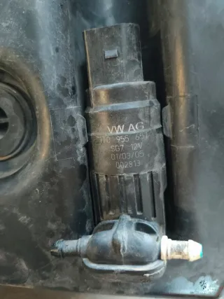 Depósito limpiaparabrisas VW Golf V 2.0 TDI