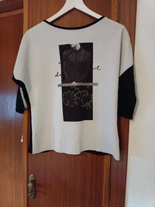 Camiseta Ranglan Manga Negra Blanca