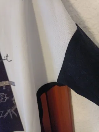 Camiseta Ranglan Manga Negra Blanca