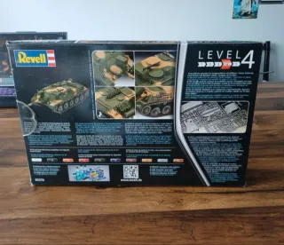 Maqueta Revell Kanonenjagdpanzer (KajaPa) 1:35