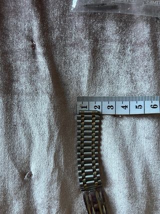 Correa de reloj de acero y dorado suave