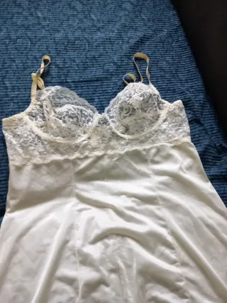 Sottoveste in pizzo panna